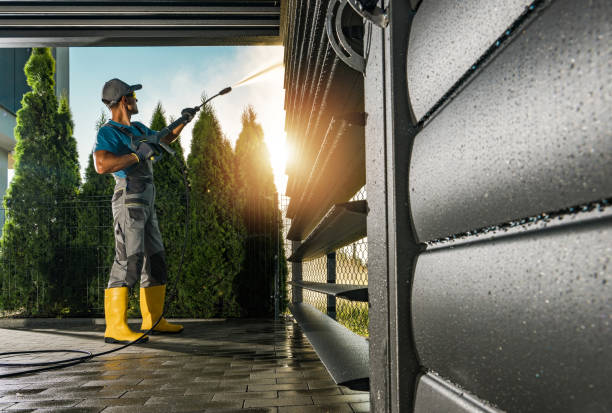 Best Pool Deck Cleaning  in Newport, VT